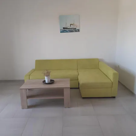 House Lucy * Ražanac